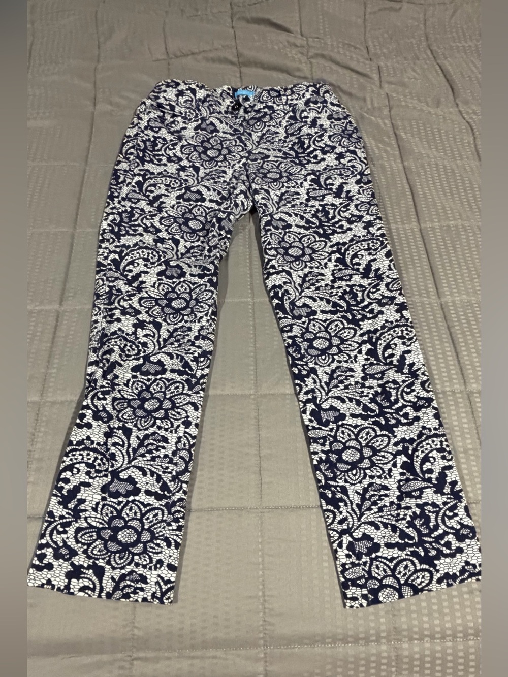 J. McLaughlin Navy and White Floral Straight-Leg Pants